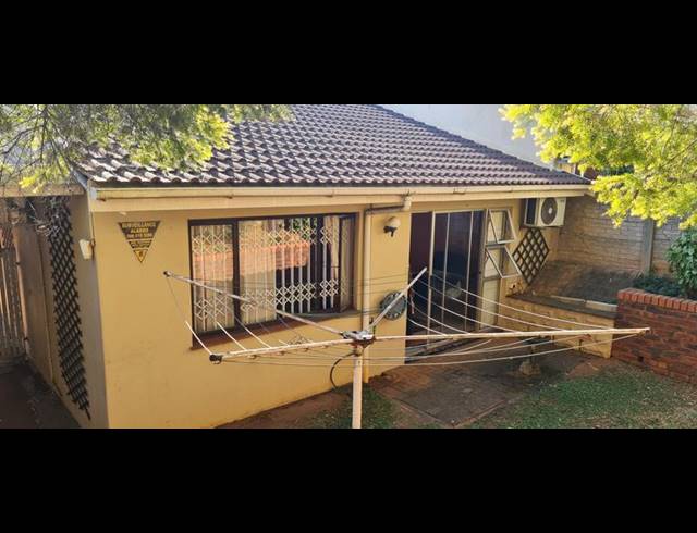 2 BEDROOM COMPLEX FOR SALE IN MUSGRAVE